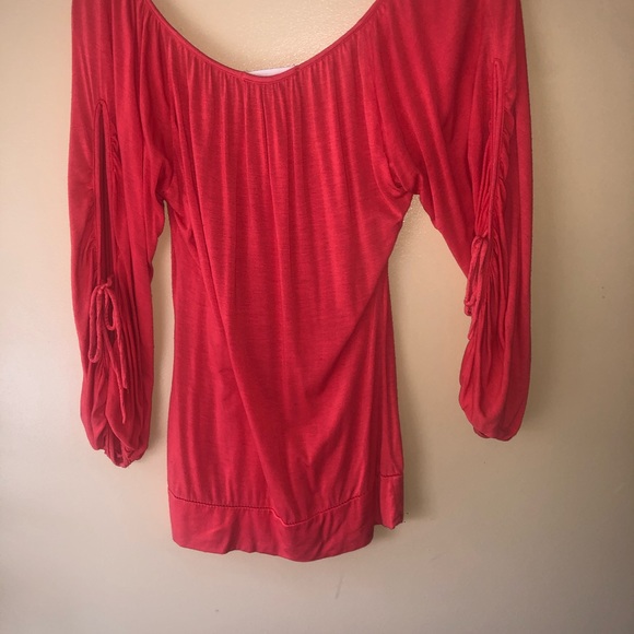 Top - Picture 3 of 5